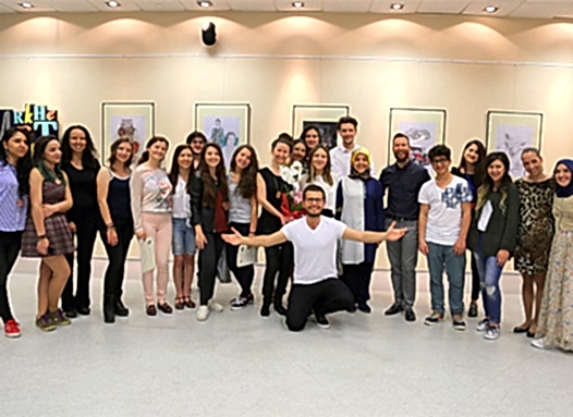 Öğrencilerimizin İşlerinden Oluşan Sergiler Düzenledik